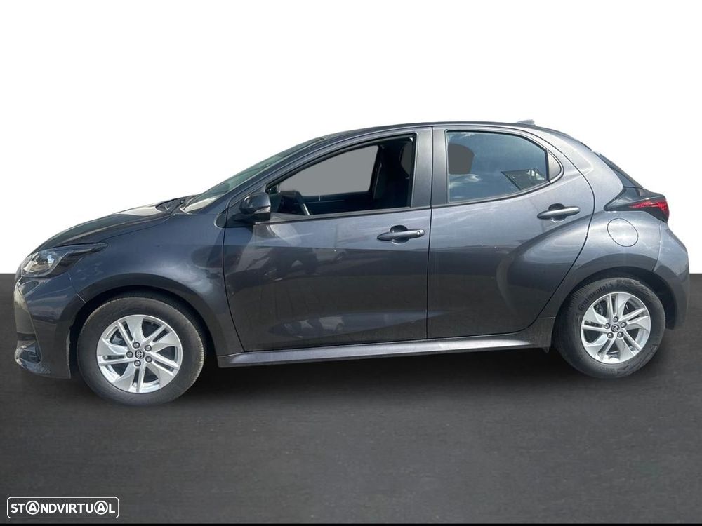 Toyota Yaris - 4