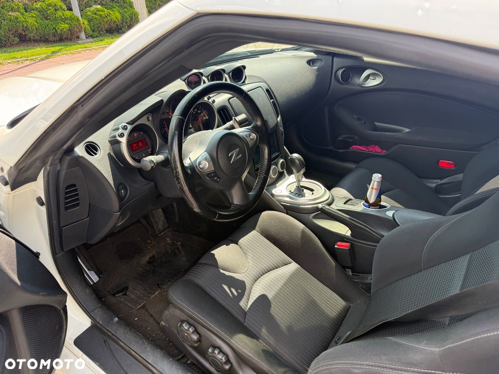 Nissan 370 Z 3.7 V6 Premium - 4