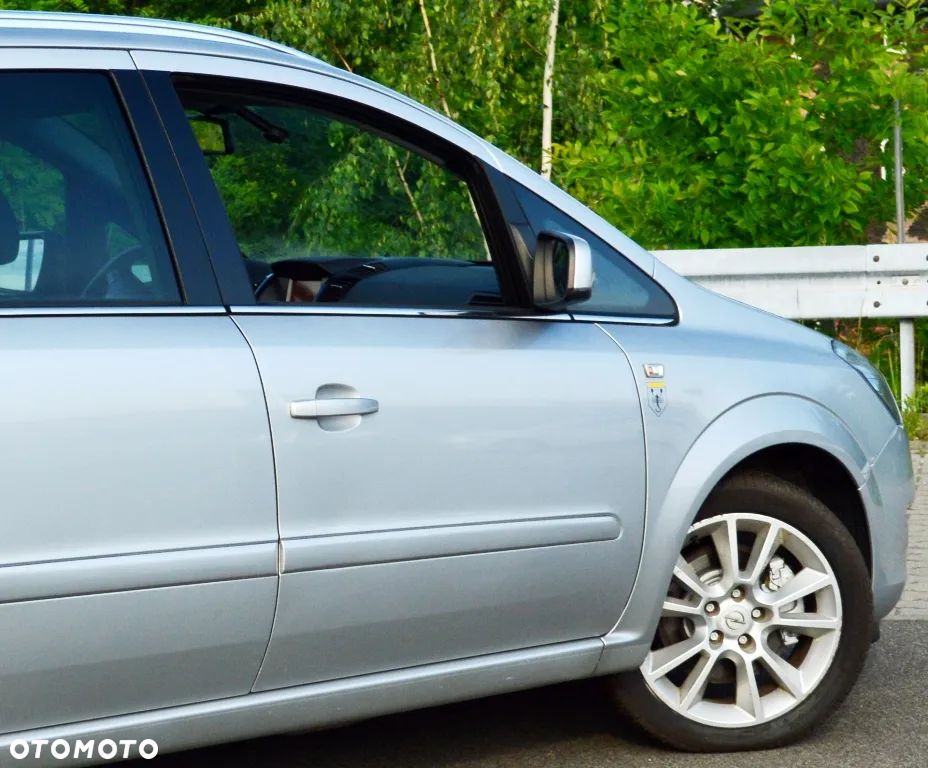 Opel Zafira 1.7 CDTI Cosmo - 17