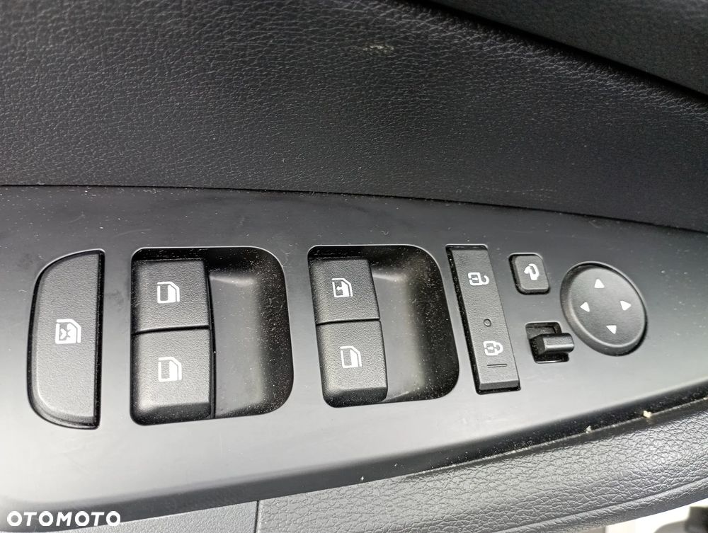 Kia Sportage - 12