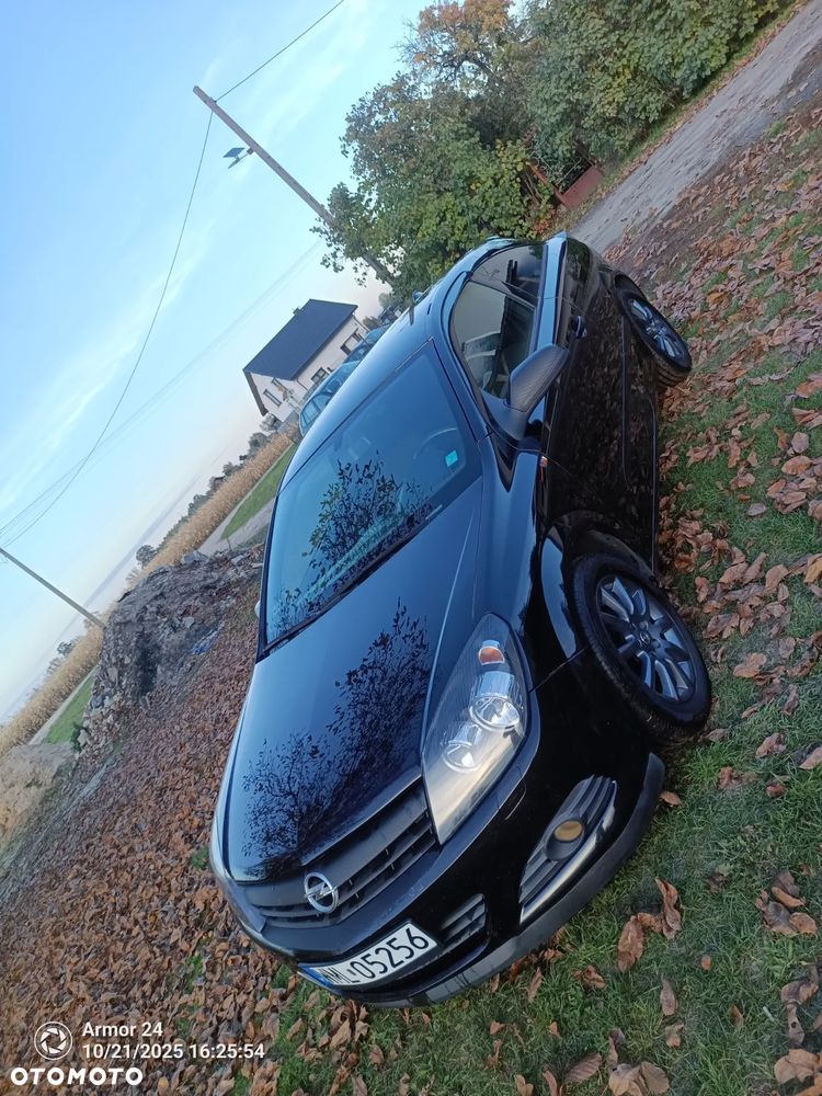 Opel Astra III GTC 1.6 Sport - 13