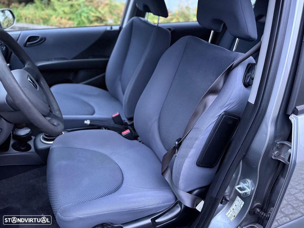 Honda Jazz 1.2 LS Cool Plus - 11