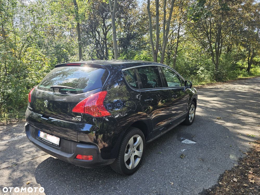 Peugeot 3008 1.6 e-HDi Active S&S - 11