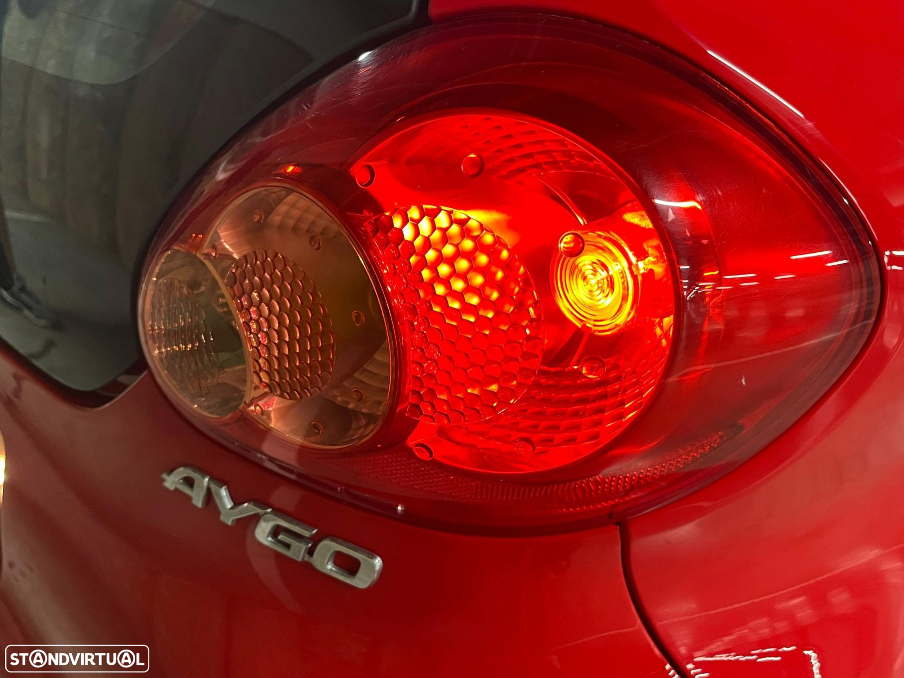 Toyota Aygo 1.0 + AC - 7