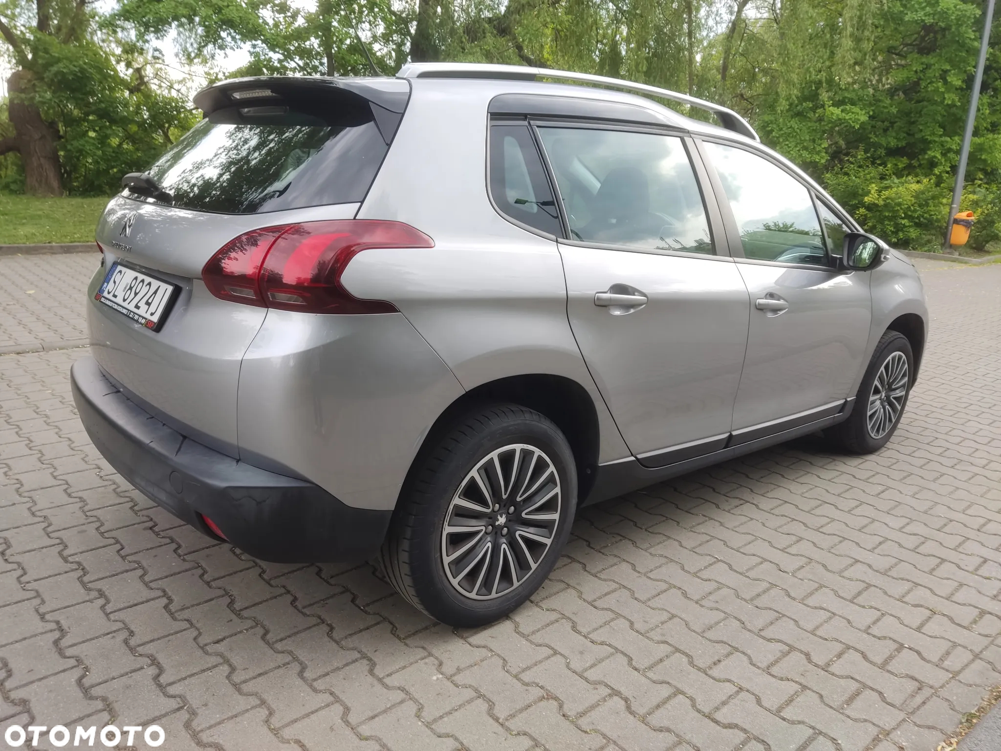 Peugeot 2008 PureTech 82 Style - 15