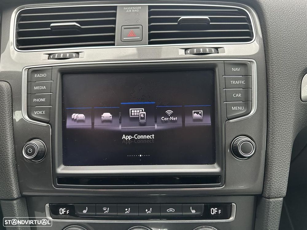 VW e-Golf AC/DC - 23