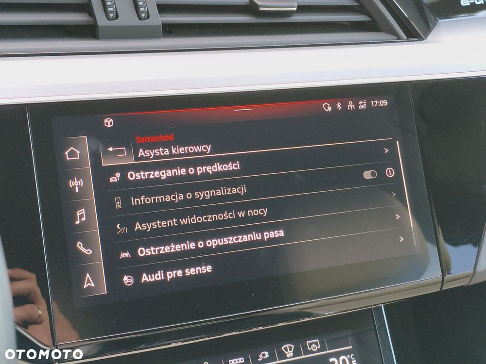 Audi e-tron 50 Quattro S Line - 31