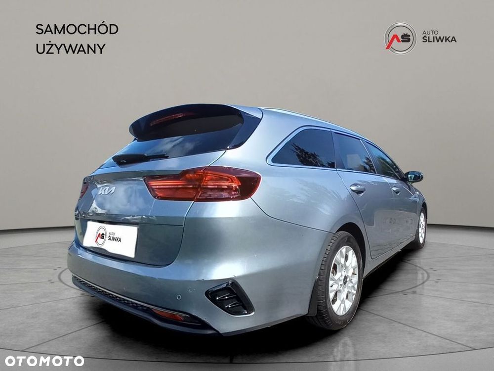 Kia Ceed - 9