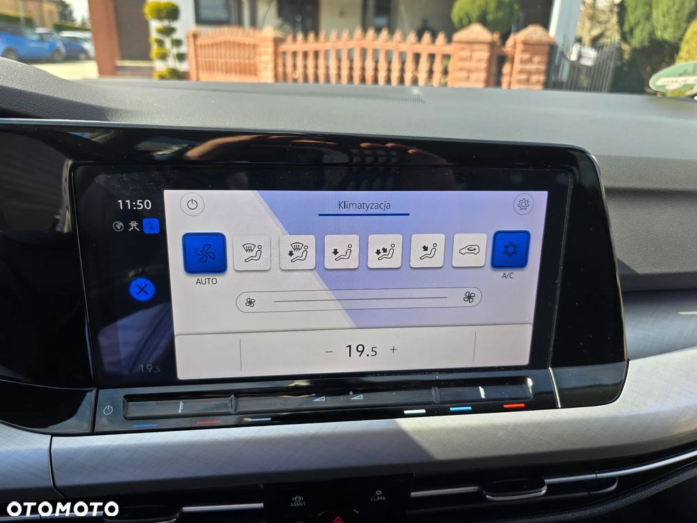 Volkswagen Golf - 31