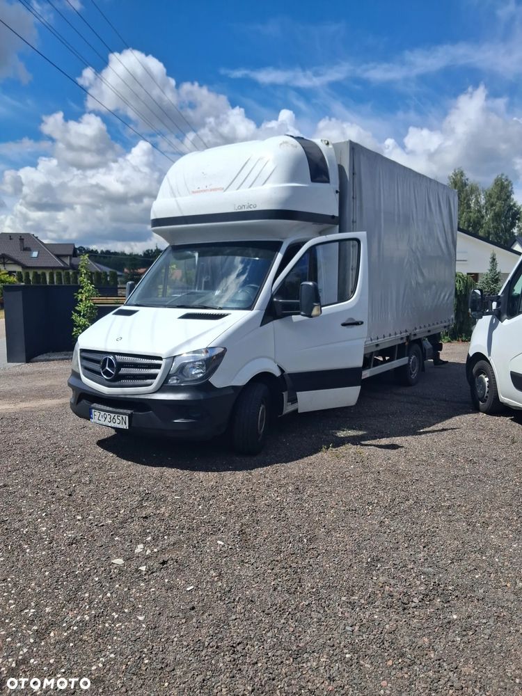 Mercedes-Benz Sprinter - 8