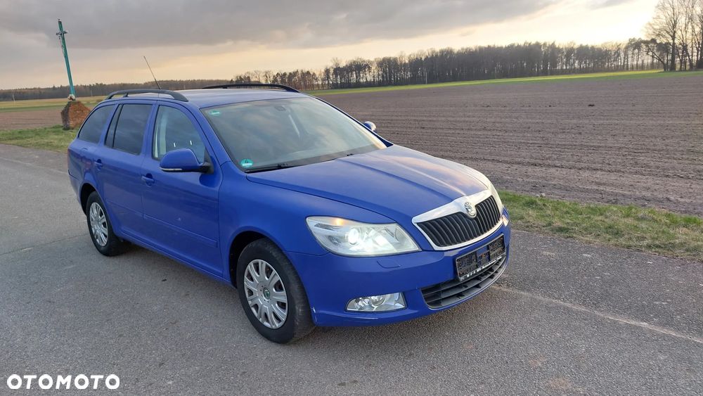 Skoda Octavia 1.6 Combi - 1