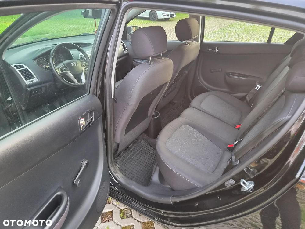 Hyundai i20 1.4 Classic + EU5 - 12