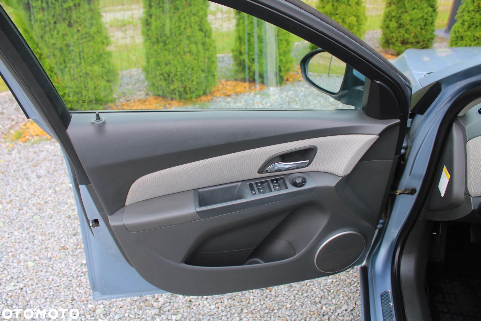 Chevrolet Cruze 1.6 LS - 23