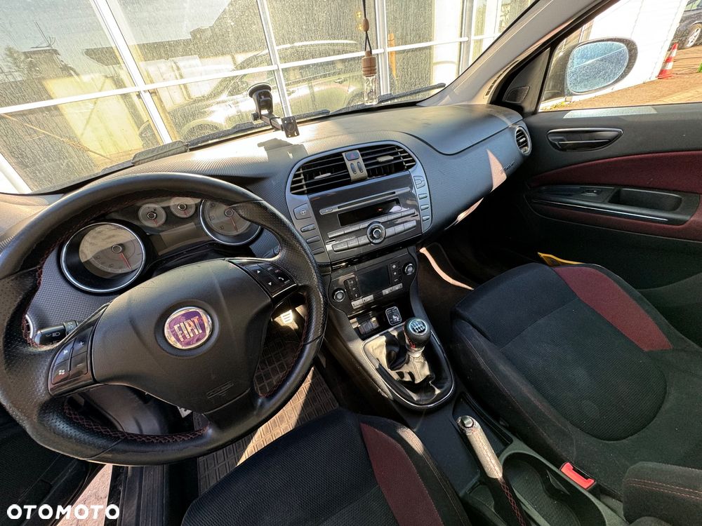 Fiat Bravo 1.9 Multijet 16V Sport - 19