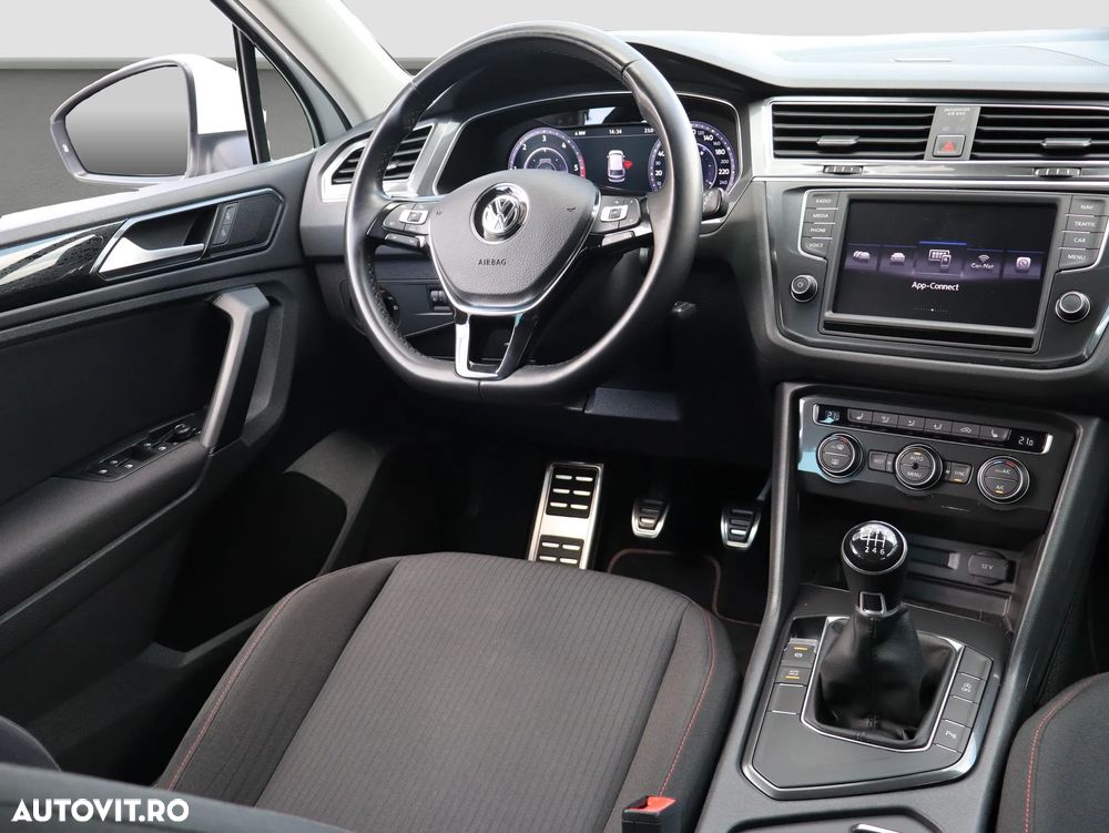 Volkswagen Tiguan 2.0 TDI DPF Comfortline - 12