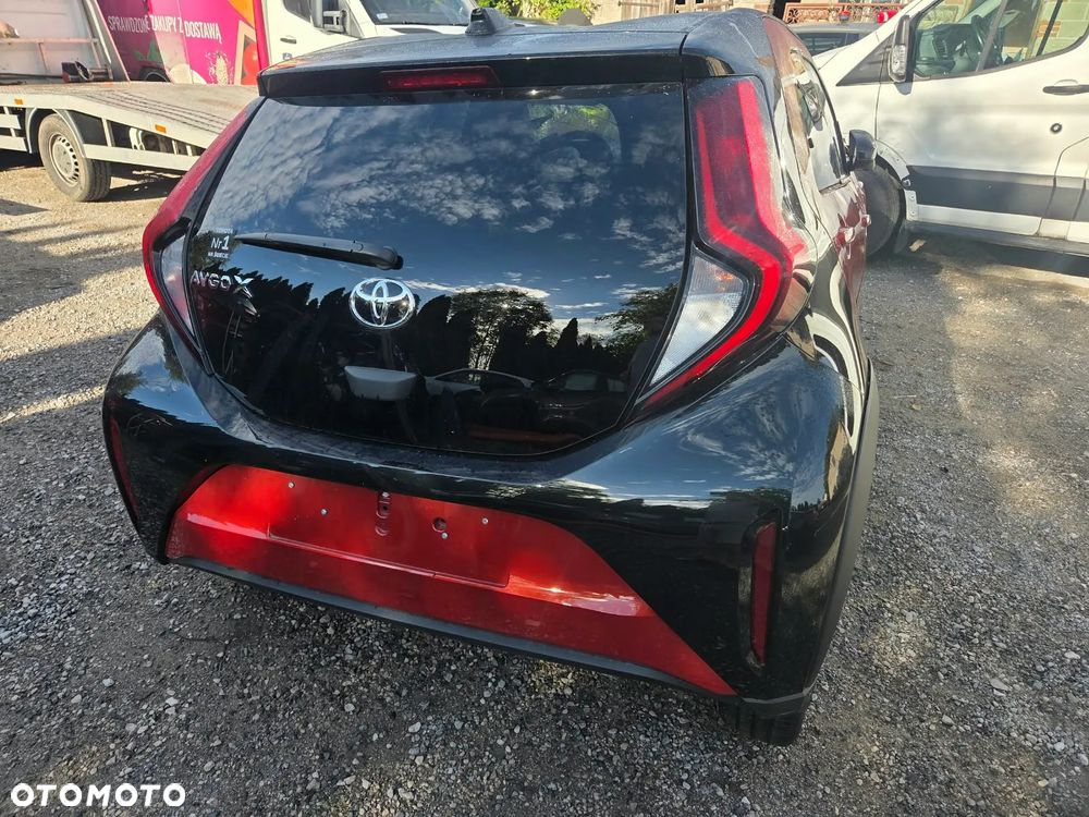 Toyota Aygo X 1.0 VVT-i Selection CVT - 11