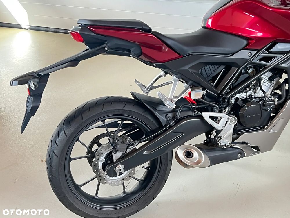 Honda CB - 25