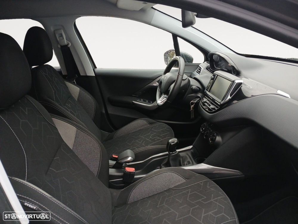 Peugeot 2008 1.6 BlueHDi Active - 15