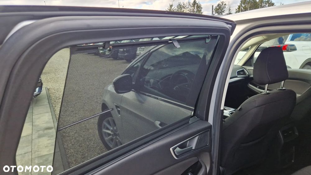 Ford S-Max 2.0 TDCi Titanium PowerShift - 32