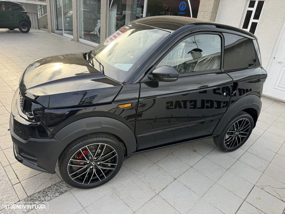 Ligier Myli R.EBEL D+ - 3