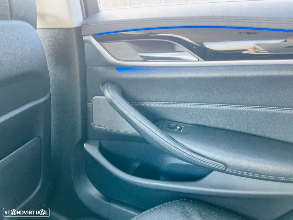 BMW 520 d Line Luxury Auto - 35