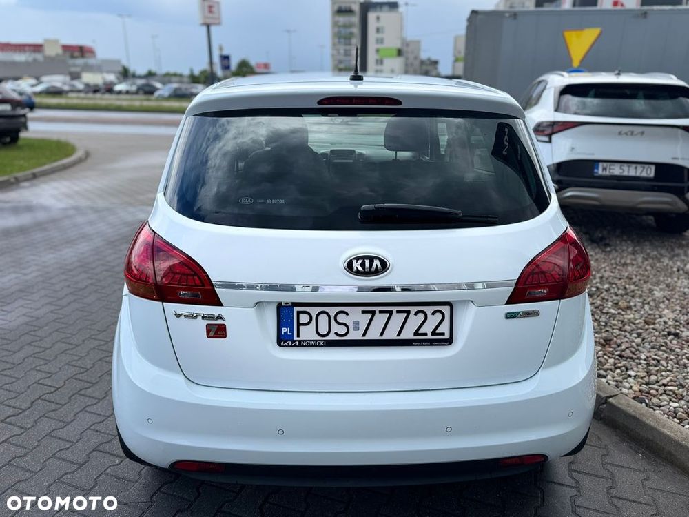 Kia Venga 1.4 Business Line - 5
