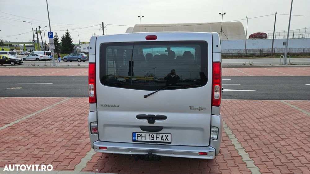 Renault Trafic - 14