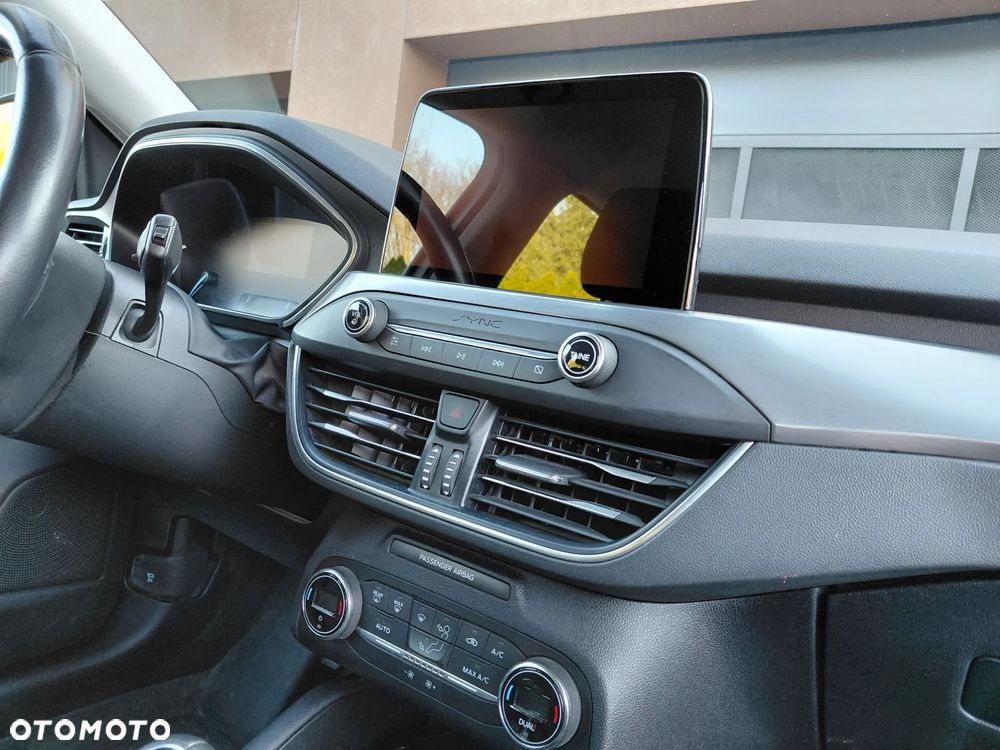 Ford Focus 1.5 EcoBoost Titanium - 15