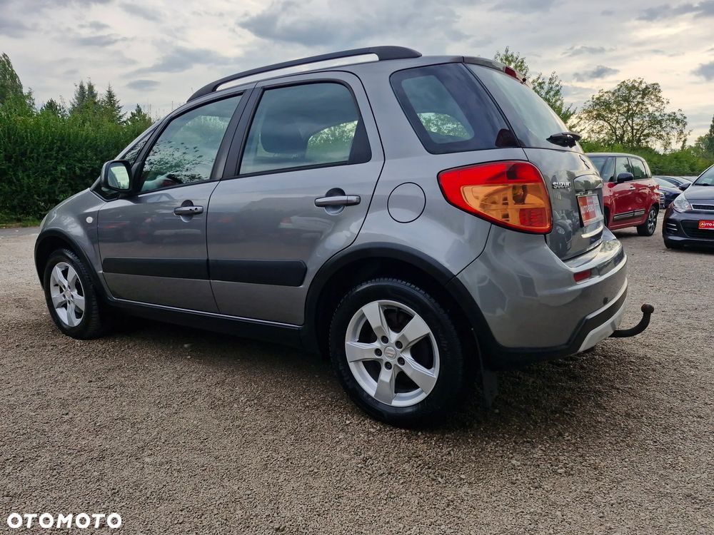 Suzuki SX4 1.6 VVT Automatik 4x2 Comfort - 4