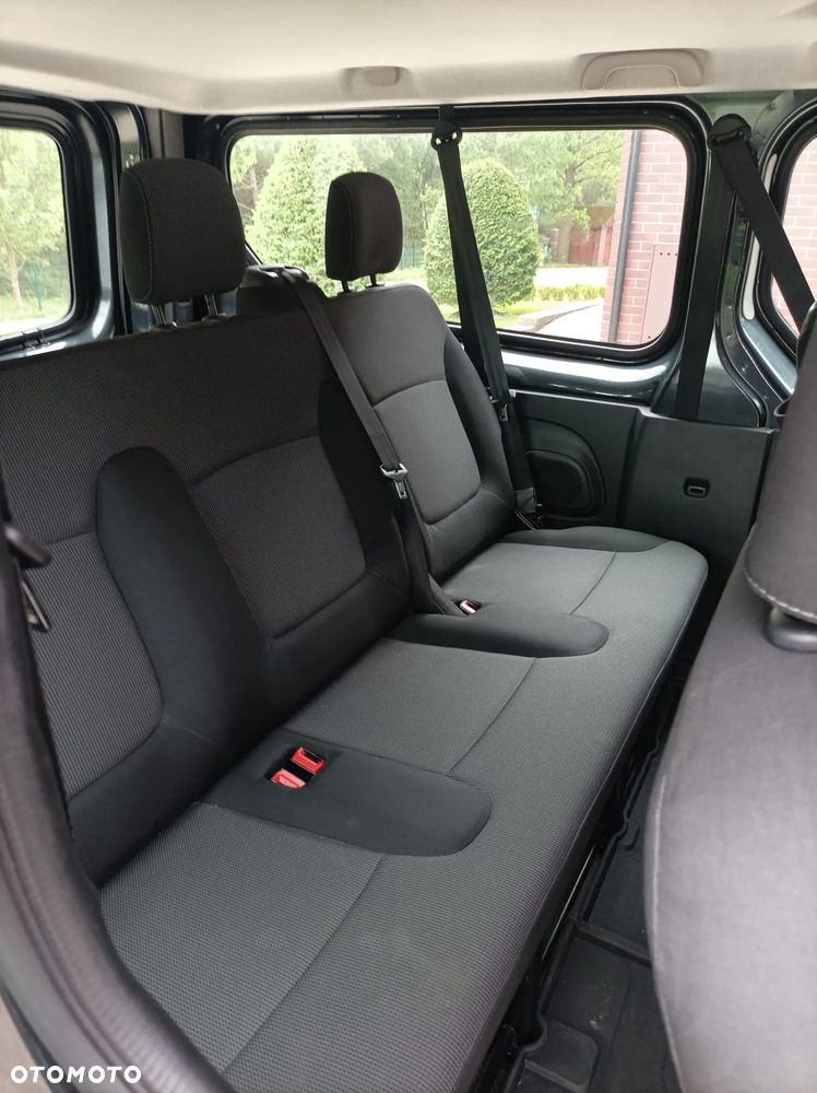 Renault Trafic - 12