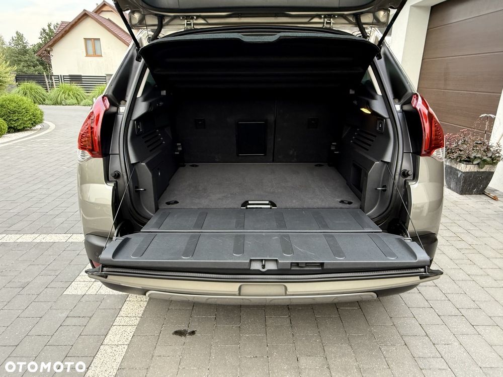 Peugeot 3008 1.6 THP Style - 39
