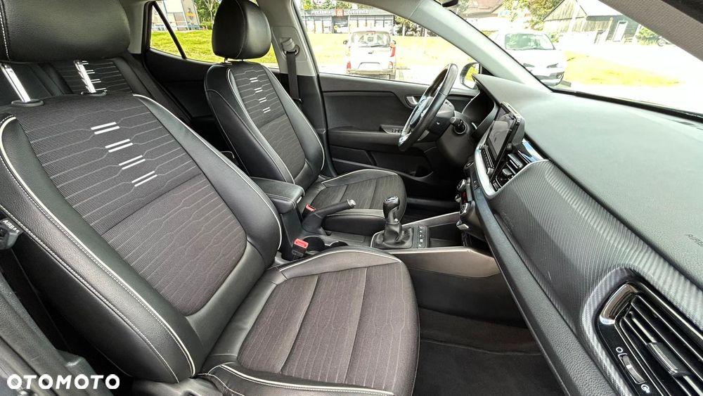 Kia Stonic 1.0 T-GDI 120 Platinum Edition - 22