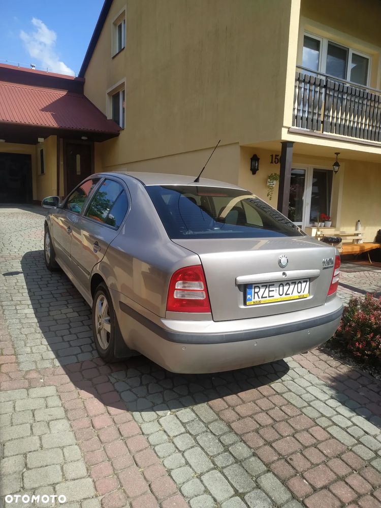 Skoda Octavia 1.6 - 2