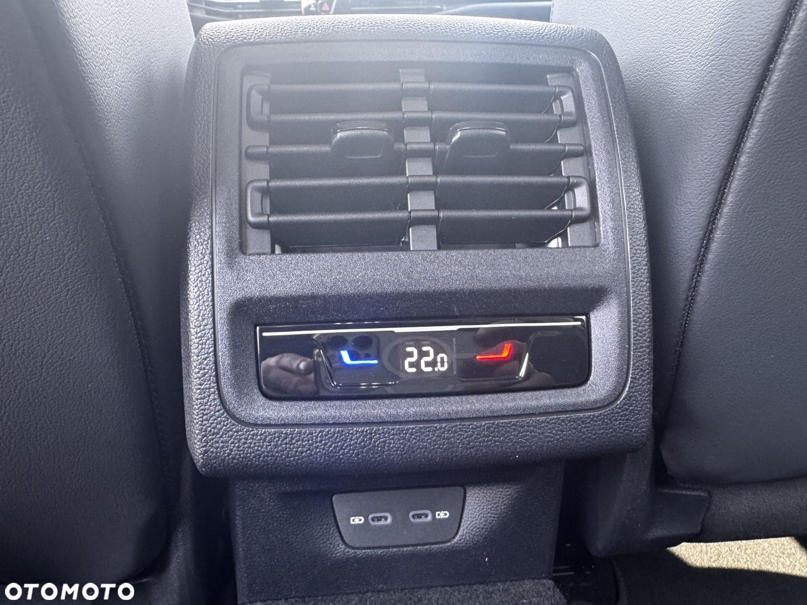 Volkswagen Golf - 12