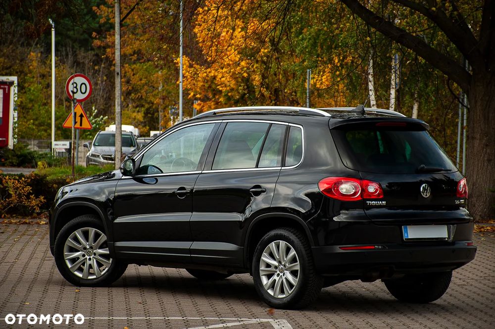 Volkswagen Tiguan 2.0 TDI DPF 4Motion DSG Exclusive - 27