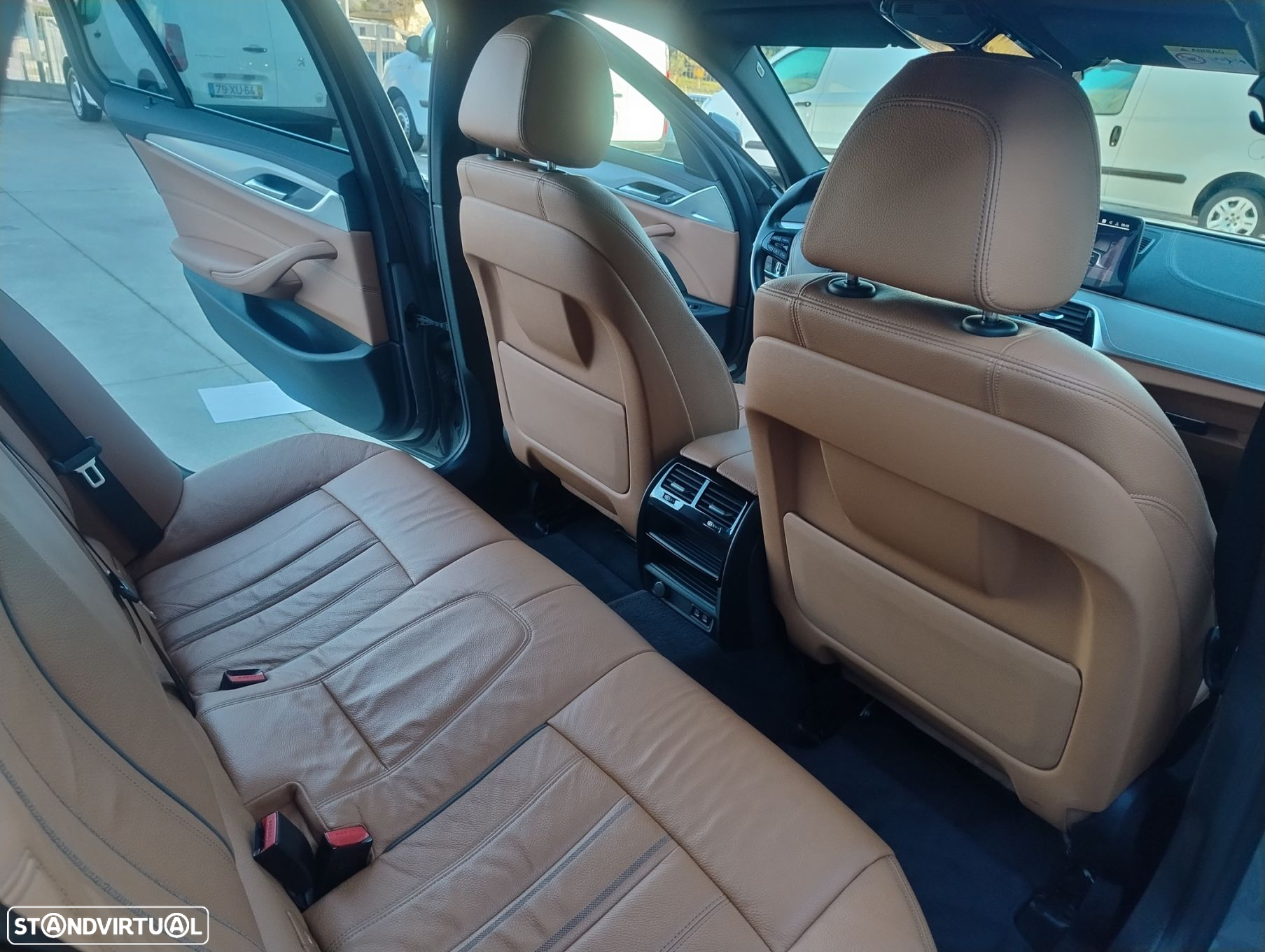 BMW 520 d Line Luxury Auto - 29