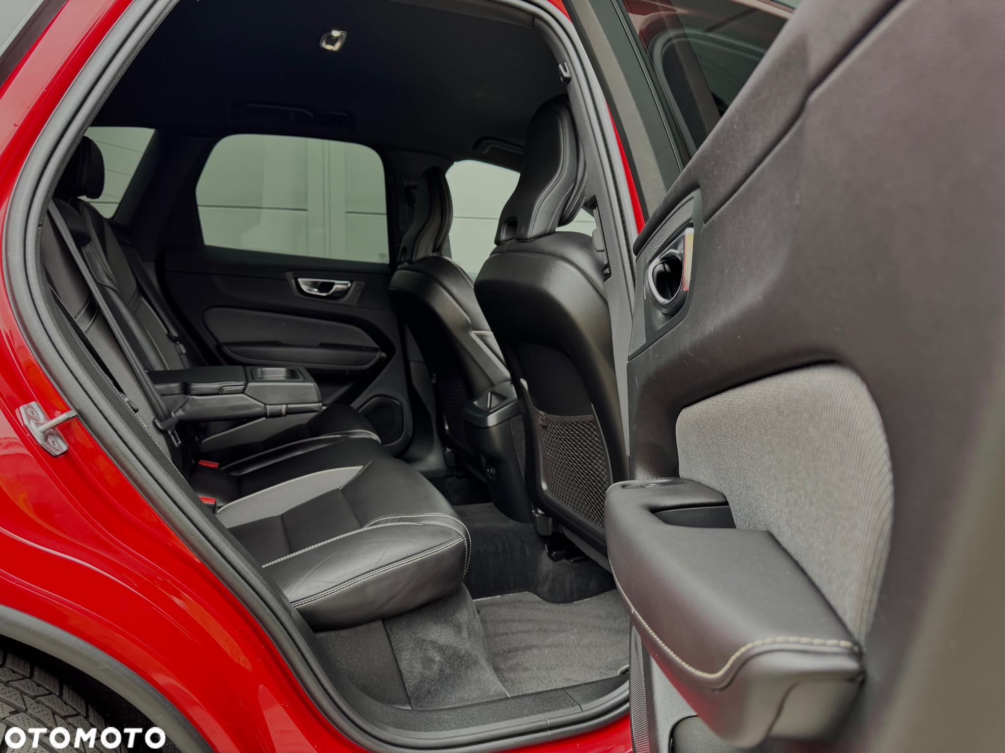 Volvo XC 60 D4 R-Design - 7