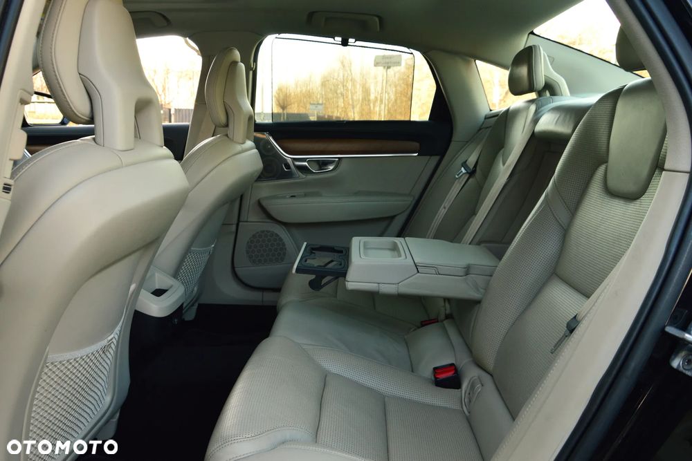 Volvo S90 D5 SCR AWD Inscription - 14