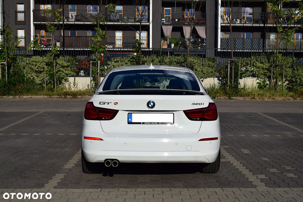 BMW 3GT 320i Advantage - 29