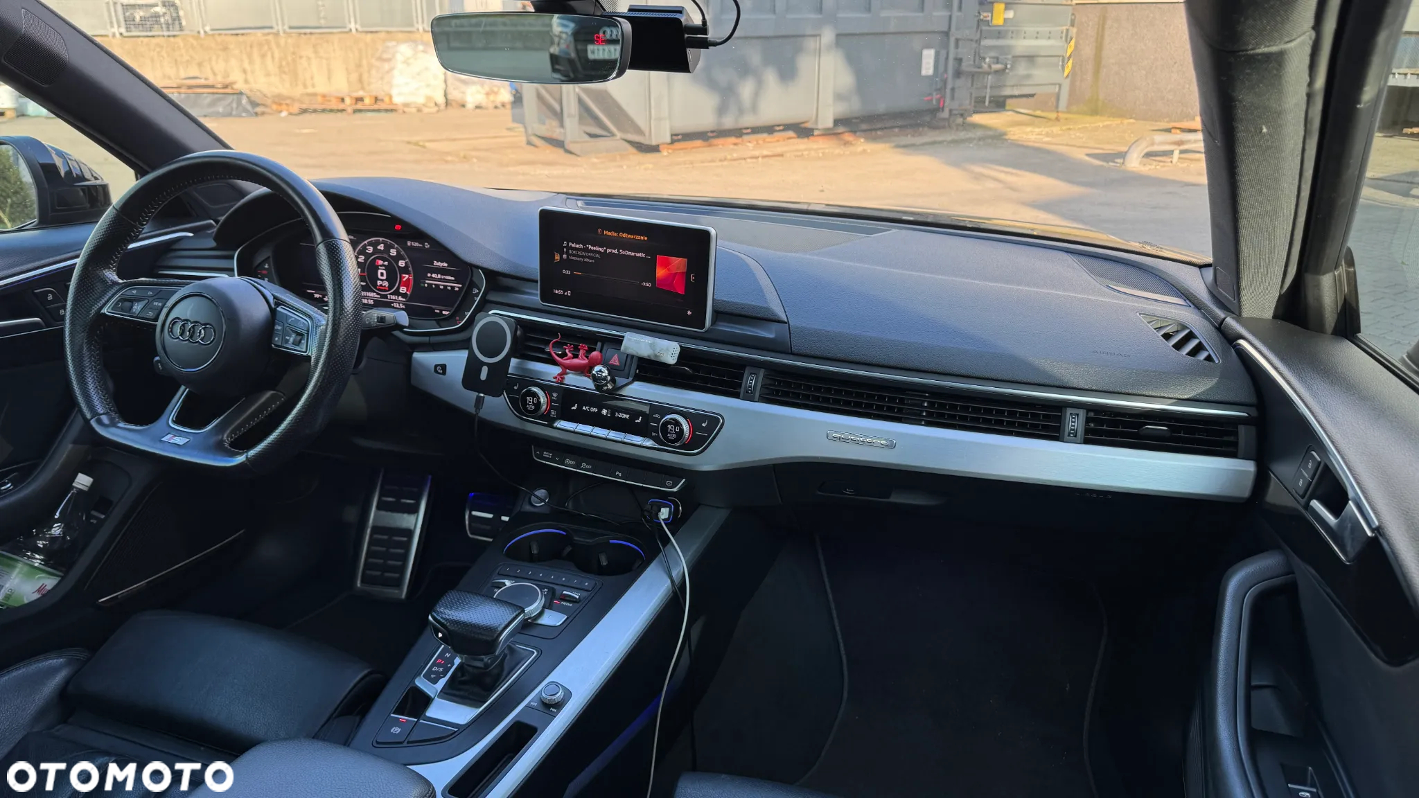 Audi A4 2.0 TFSI Quattro S tronic - 24