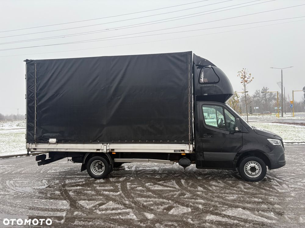 Mercedes-Benz Sprinter - 4
