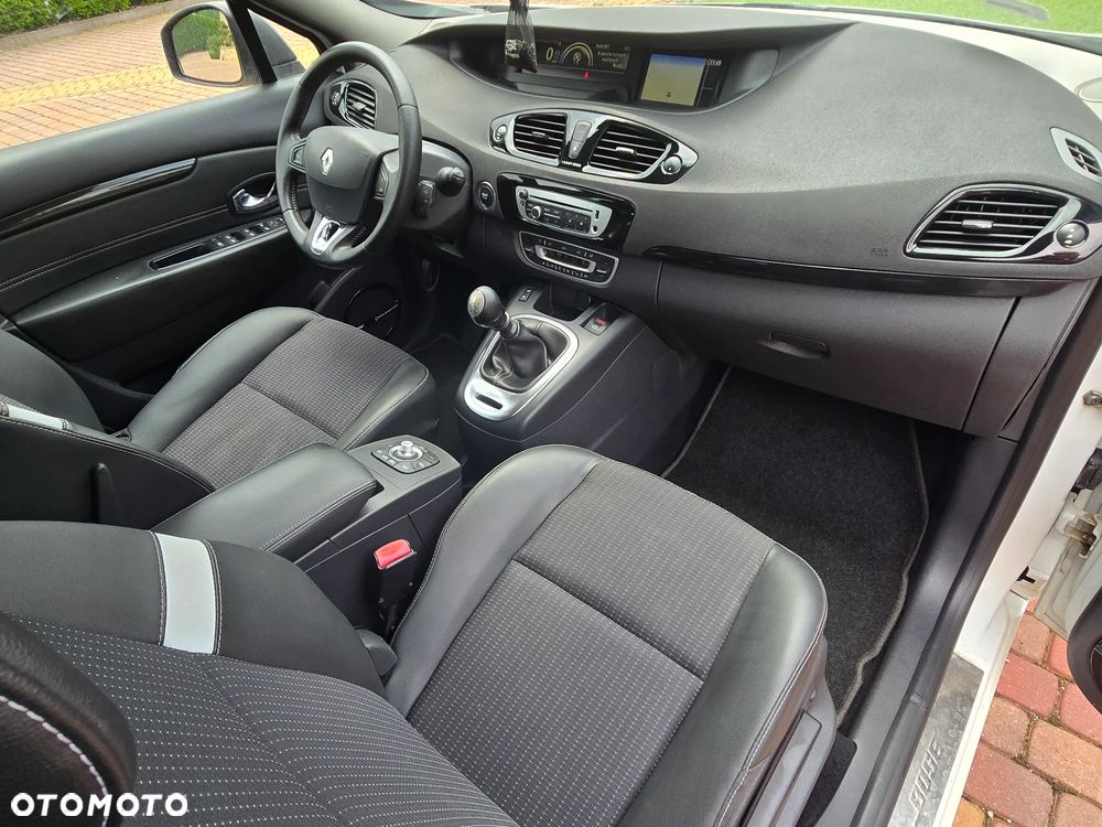 Renault Grand Scenic Gr 1.2 TCe Energy Bose Edition - 21