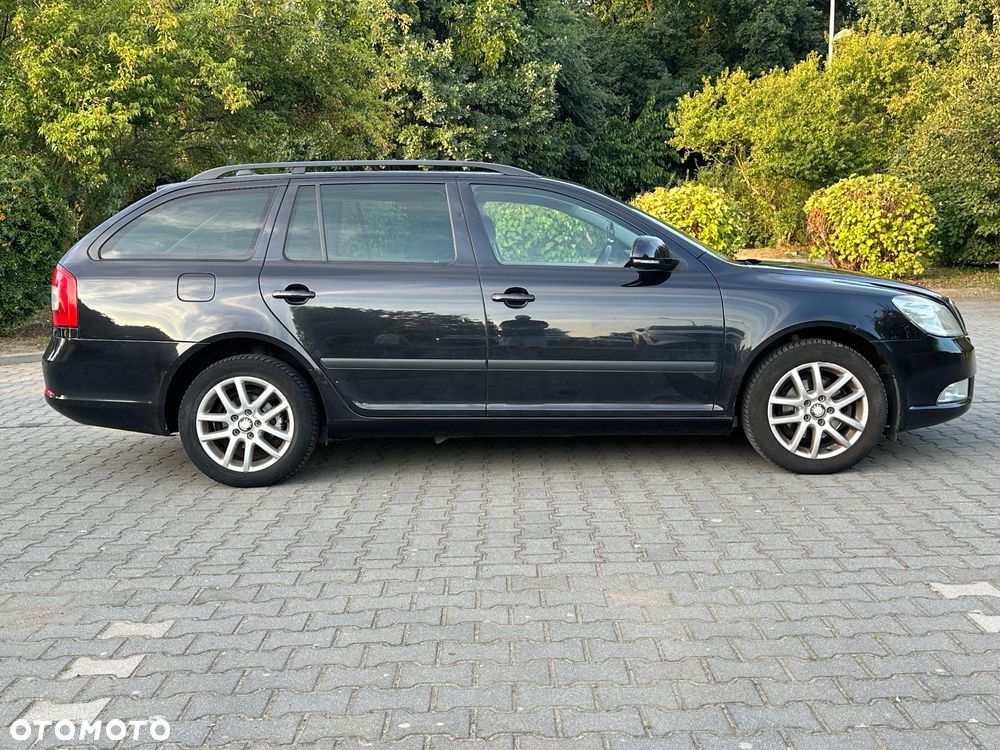 Skoda Octavia 2011 photo 5