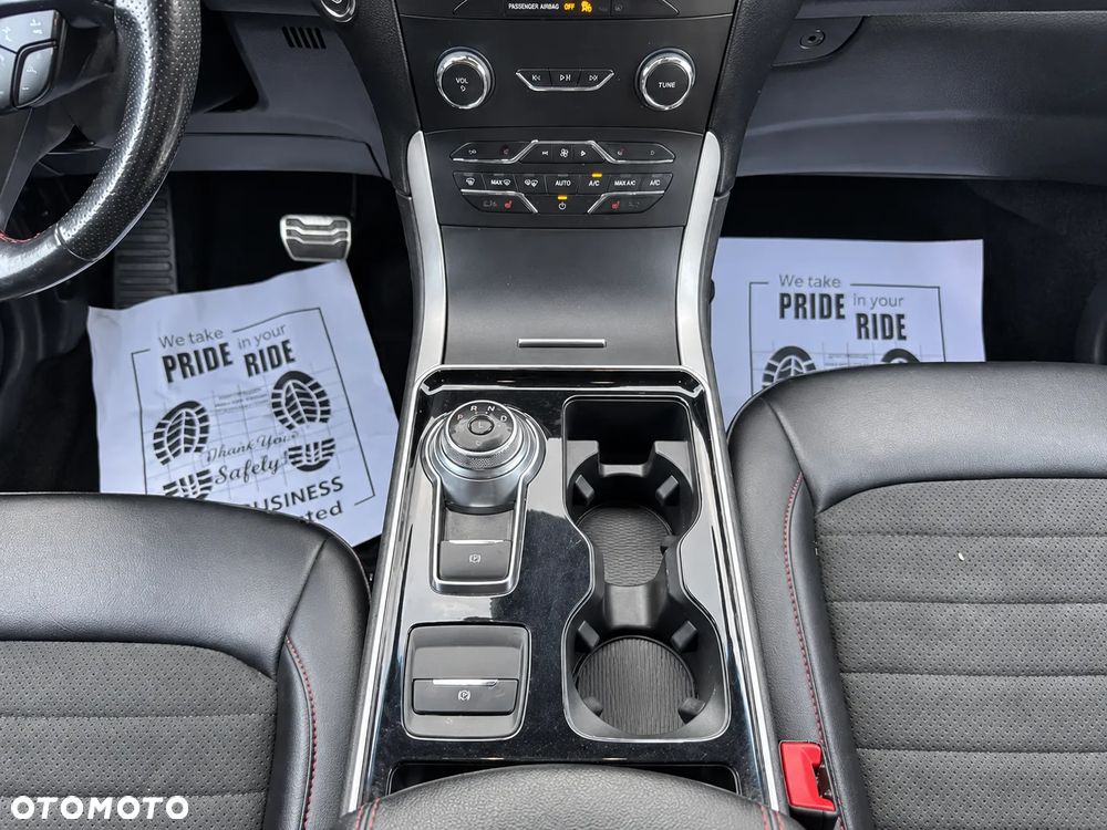 Ford Edge - 14