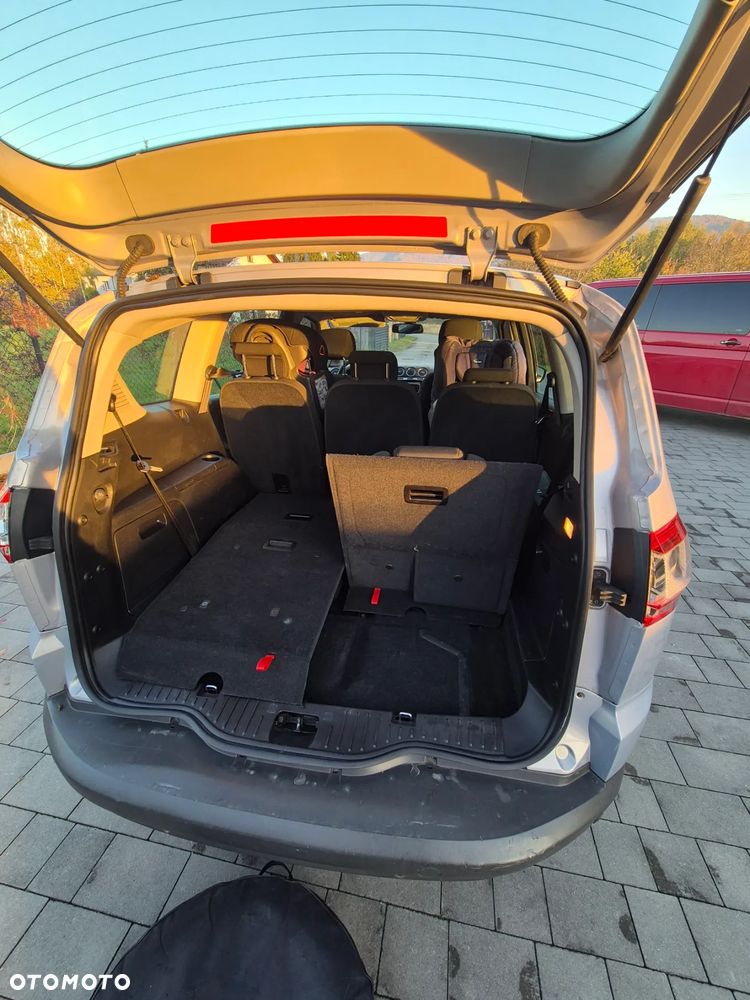 Ford S-Max - 9