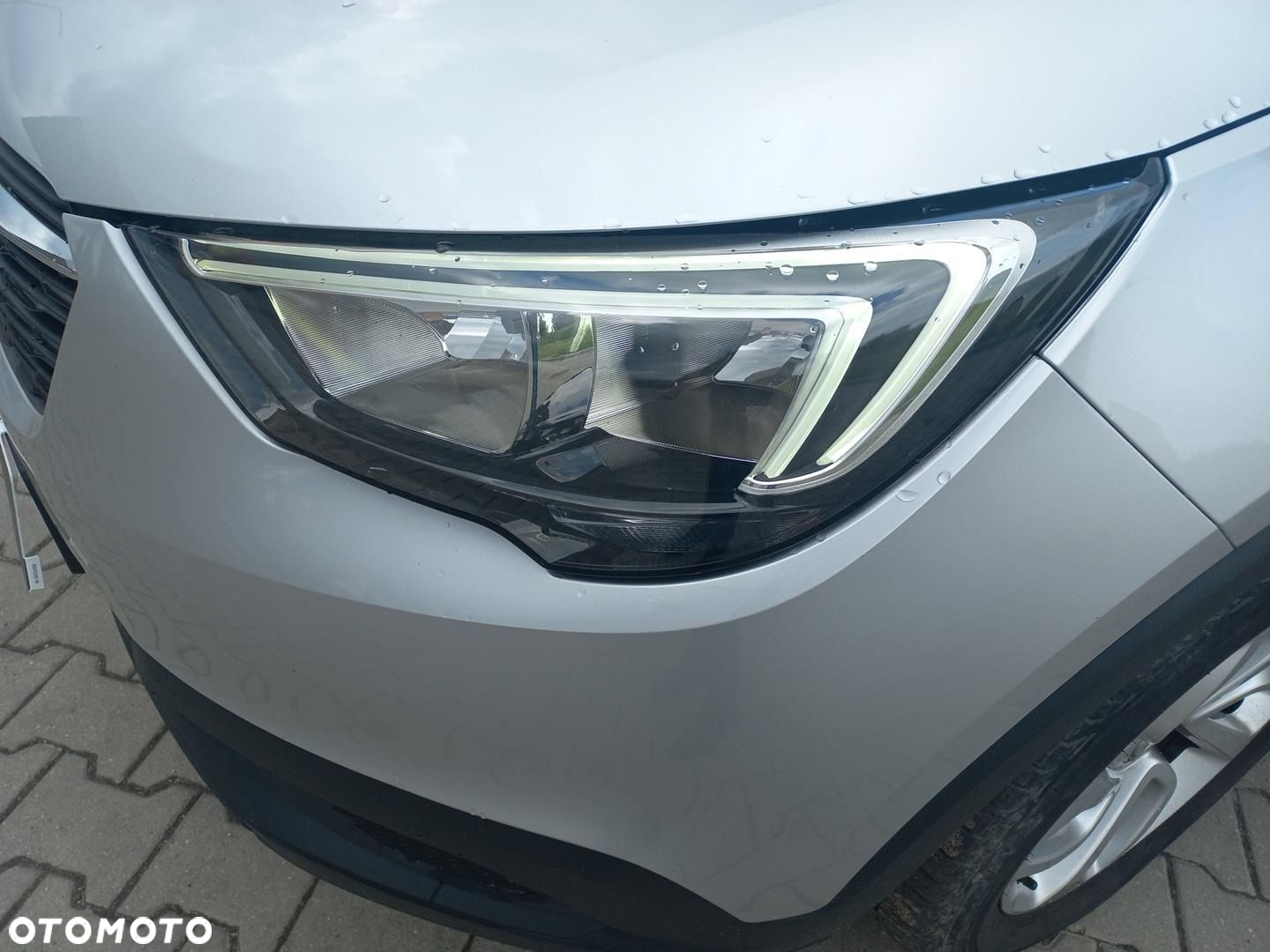 Opel Crossland X - 28
