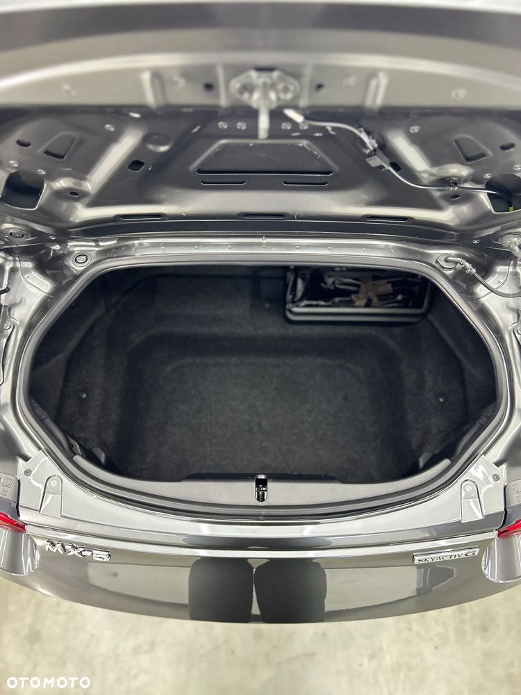 Mazda MX-5 - 16