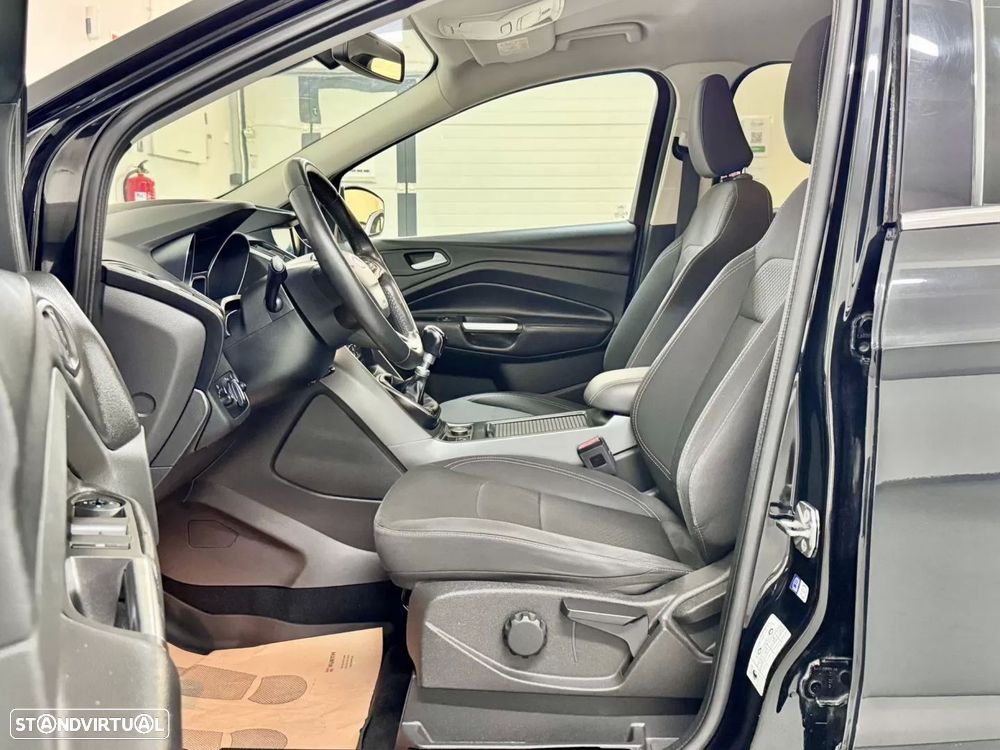 Ford Kuga 1.5 TDCi Titanium - 23
