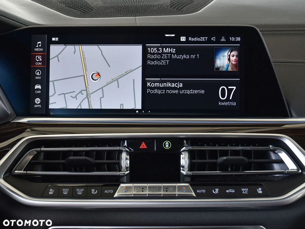 BMW X5 M M50d - 16