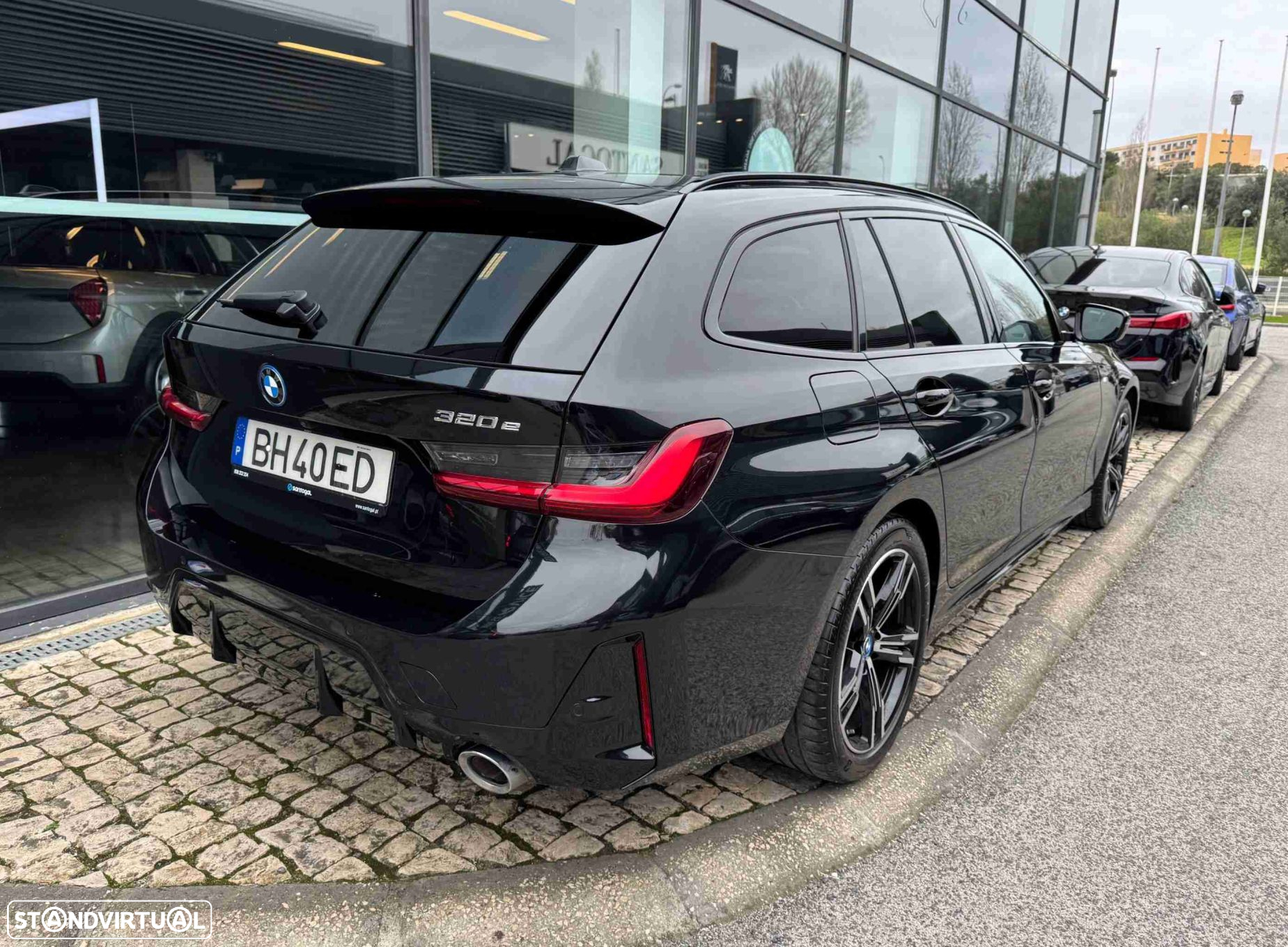BMW 320 e Touring Pack Desportivo M Auto - 4